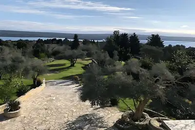 Image de Maison de vacances • Vue mer • Jardin • Terrasse • 5 pers • Chien admis • Losinj