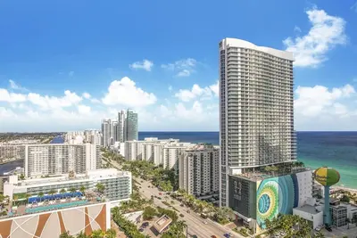 Image de Upper Penthouse  at 41th floor  w/ Ocean View @ Hallandale Beach Free Wifi