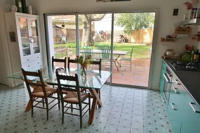Image de Maison avec jardin et terrasse hypercentre Toulouse -8 couchages - idéal famille