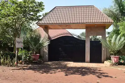 Beautiful bed & breakfast with a Garden in charming Arusha