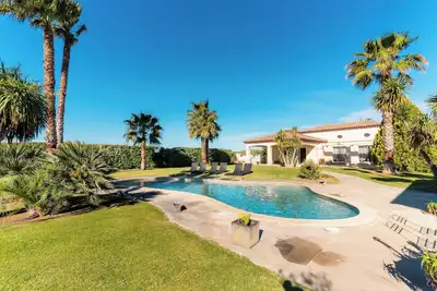 Image de Oasis - Charmant mas avec piscine privée