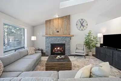 4 Mugho - Favorite Home & Location, Sharc Passes, Sauna