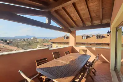 Image de Villa Santa Caterina - Appartement de 4 pièces avec terrasse privée couverte