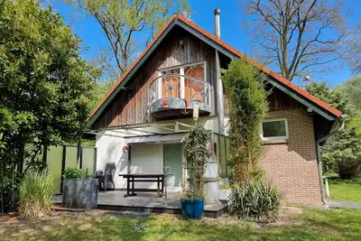 Image de Vacation home for 6 people where your dog is allowed in Vrouwenpolder