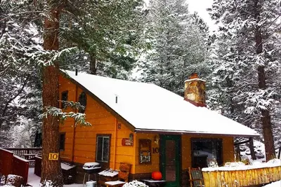 Image de Riverfront Bliss - Daniel Boone Cabin: Fishing Haven