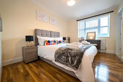 Image de Heathrow Apartment Peace and Proximity Near Heathrow Airport