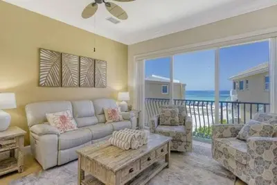 Image de New Rental! Beach views w\/ direct access! ! Fall dates available Today!