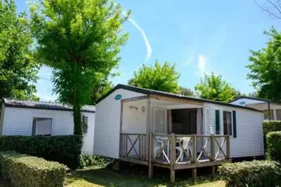 Image de Camping 5 étoiles - Piscine - eeaiba