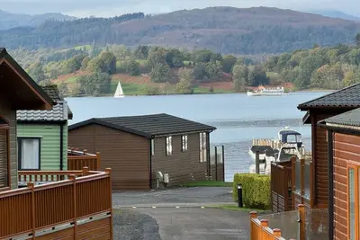 Image de V+B's Hygge, Gorgeous Lake View at V&B Hygge