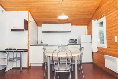Image de Chalet 3 étoiles - Piscine - eebbib