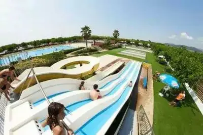 Image de Camping 3 étoiles - Parc aquatique - eebeec