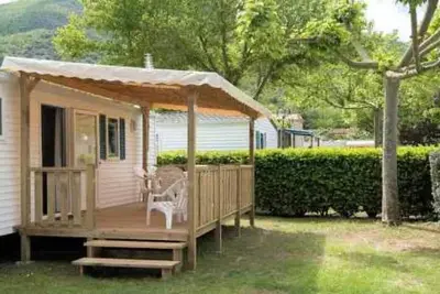 Image de Camping 3 étoiles - Piscine  - eebhbc