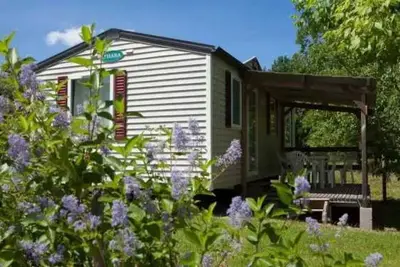 Image de Camping 4 étoiles - Piscine - eebigh