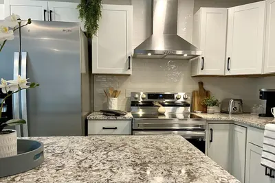 Image de Luxurious 4 Bedrooms with 5 Beds and 3 Bath within Cascade neighborhood