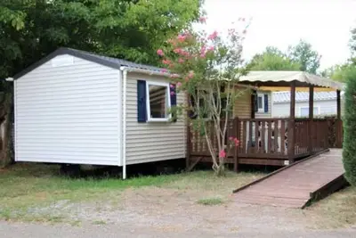 Image de Camping 4 étoiles - Piscine - eecaae
