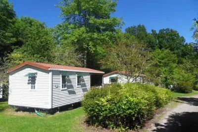 Image de Camping 3 étoiles - Piscine - eecbge