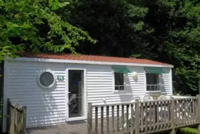Image de Camping 3 étoiles - Piscine - eecbgf