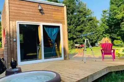 Image de Cabane 2 étoiles - Piscine  - eecec0