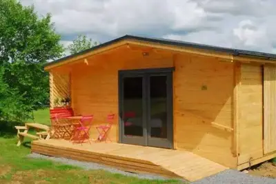 Image de Cabane 3 étoiles - Piscine - eececb