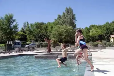 Chalet 4 étoiles - Parc aquatique - eeceic