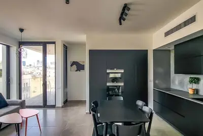 Image de Geula Solaire - Deux Chambres Appartement, Couchages 4