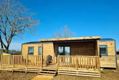 Image de Camping 4 étoiles - Piscine - eed0ei