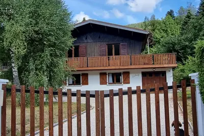 Image de chalet htes Vosges Bussang 500m du Théâtre du Peupleclos 1200m2 3 voitures