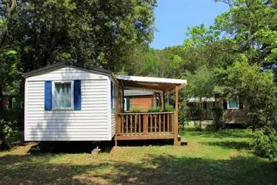 Image de Camping 3 étoiles - Piscine  - eeebbg
