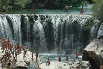 Image de Camping 3 étoiles - Piscine - eeedac