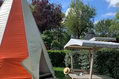 Image de Cabane 4 étoiles - Piscine  - eeedce