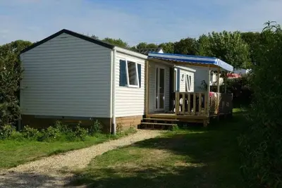 Image de Camping 3 étoiles - Piscine - eeefii