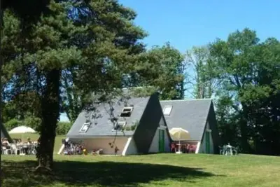 Image de Camping 3 étoiles - Piscine  - eehaeh