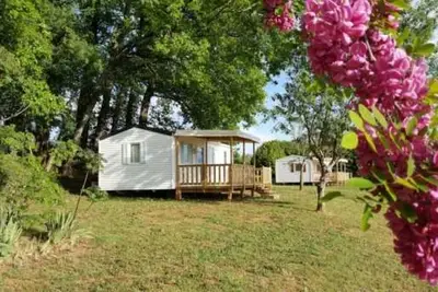 Image de Camping 3 étoiles - Piscine - eehcdg