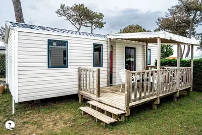 Image de Camping 4 étoiles - Piscine - eeheb0