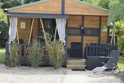 Image de Chalet 4 étoiles - Piscine - eehf0g