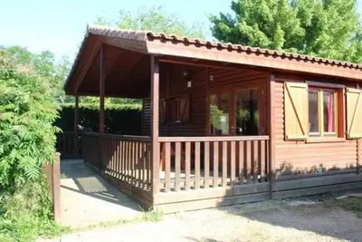 Image de Chalet 3 étoiles - Piscine - eehgfb