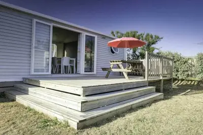 Image de Camping 3 étoiles - Piscine - eehghh