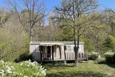 Image de Camping 3 étoiles - Piscine  - eehhee