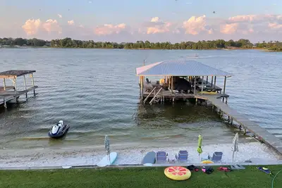 Image de Lake House
