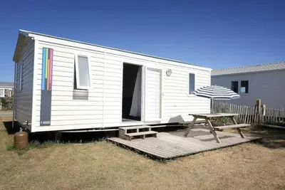 Image de Camping 3 étoiles - Piscine  - eehh00