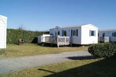 Image de Camping 3 étoiles - Piscine  - ef0dgb