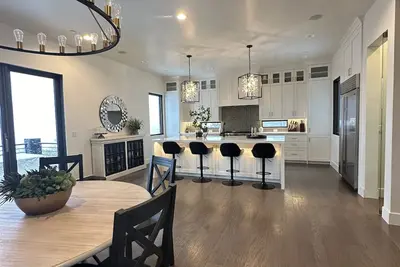 Image de Beautiful Modern Lodge Home in Heber City. \n