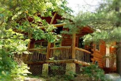 Image de Cabin #6 - Laurel Haven | 0 Bed, 1 Bath