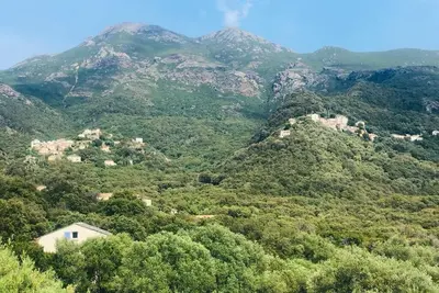 Image de Maison de village. 5mn des plages en voiture. 15 mn de Saint Florent.