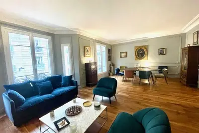 Image de ❤️So Chic Paris Apt❤️Eiffel Tower❤️Ideal Location°3Bdr°6/8 P❤️Ris