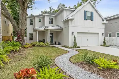 Image de Bright South Tampa 5 Bedroom Home