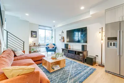 Steps to City Park: Townhome w/ Rooftop Deck!