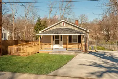 Image de 2br - Winston’s - Salem - Casa Nova - Getaway