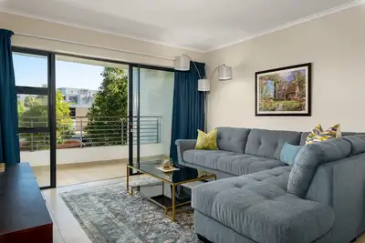Image de Comfort Living In Century City | Pool + Braai