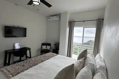 Image de Belle La Maye - Azure Room